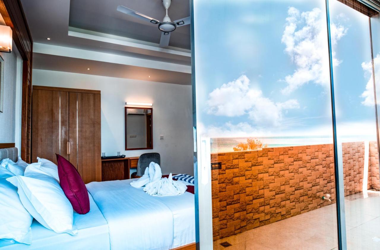 Araamview Hotel Hulhumale Exterior foto