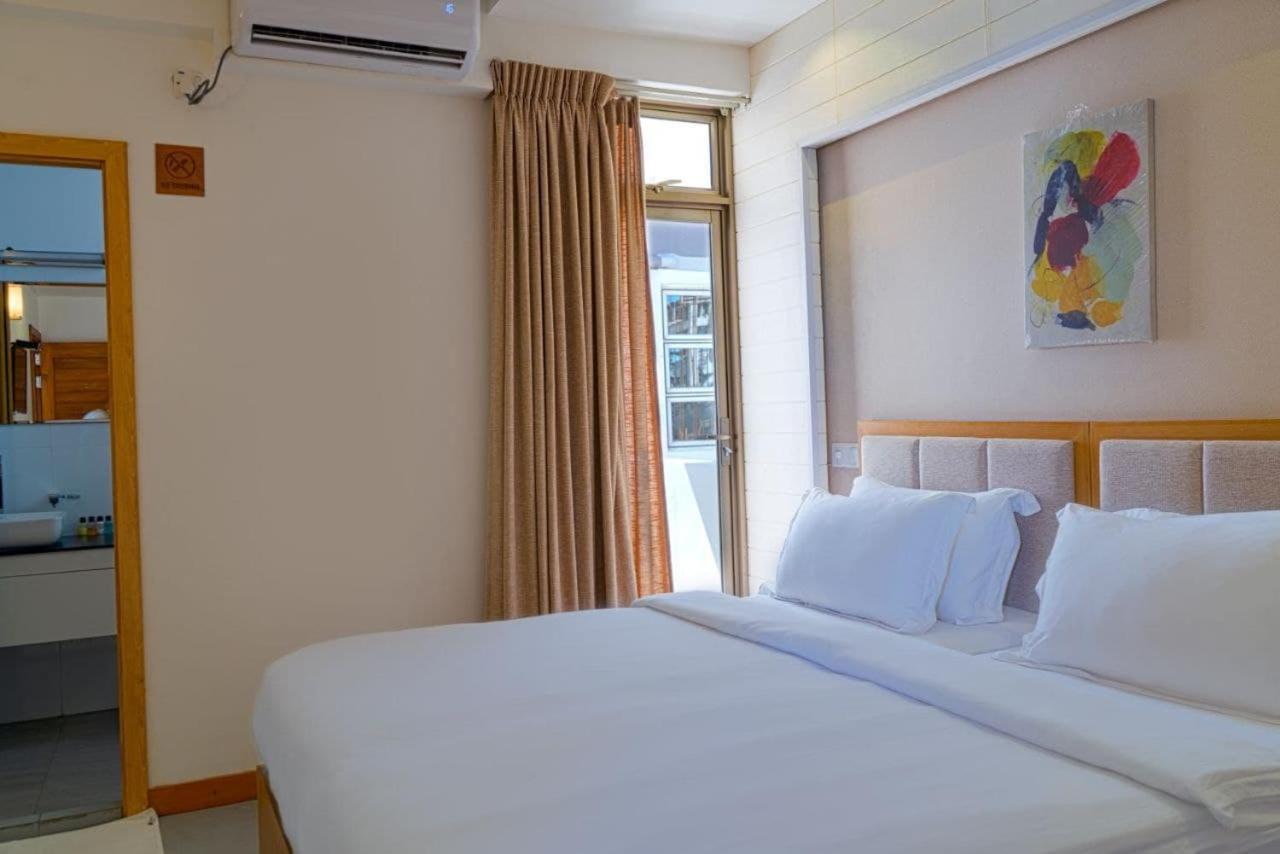 Araamview Hotel Hulhumale Exterior foto